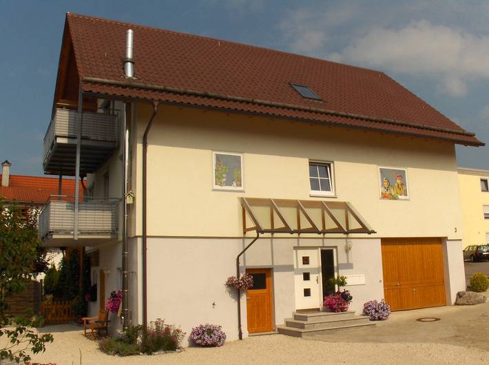 Ferienwohnung für 5 Personen, mit Balkon/Terrasse und Balkon sowie Seeblick in Friedrichshafen