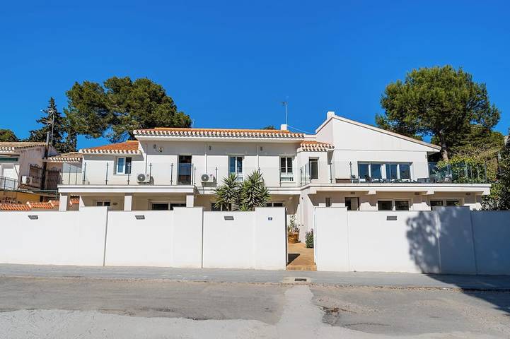 Villa pour 14 personnes, avec jardin - 1