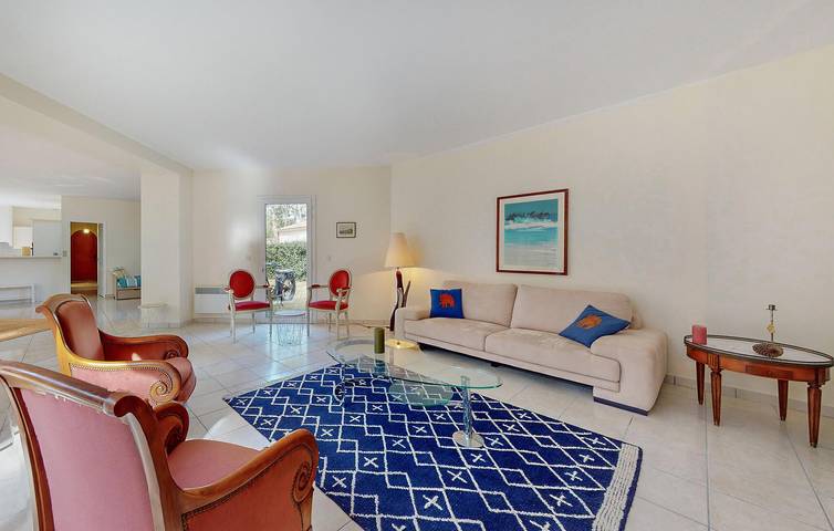 Location de vacances pour 6 personnes, avec jardin et terrasse, animaux acceptés dans La Palmyre - 4