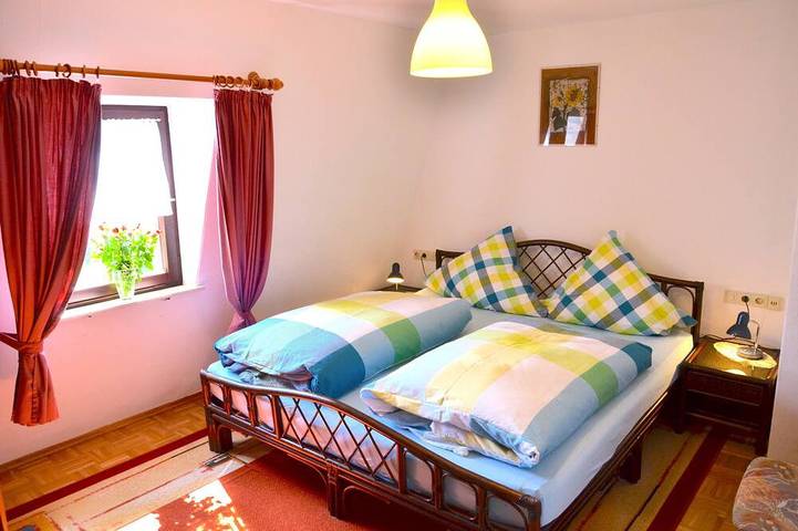 Ferienwohnung für 6 Personen, mit Garten und Balkon in Hagnau am Bodensee - 2