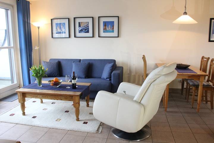 Ferienwohnung für 2 Personen, mit Balkon in Zingst