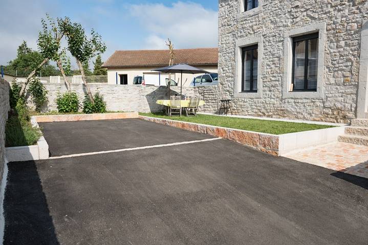 Gîte pour 6 personnes, avec jardin à Chanac - 4