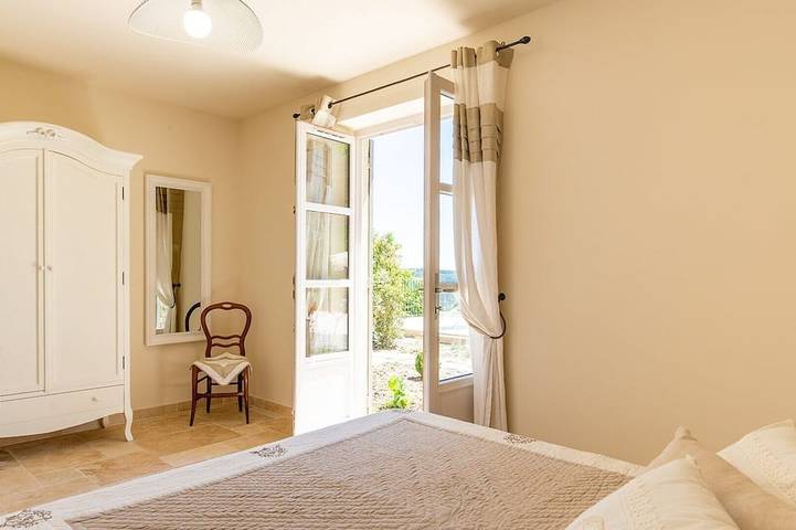 Location de vacances pour 8 personnes, avec piscine et jardin à Viens - 3