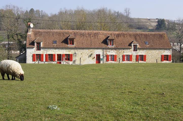 Chambre d’hôte pour 3 personnes, avec Jardin à Saint-Satur