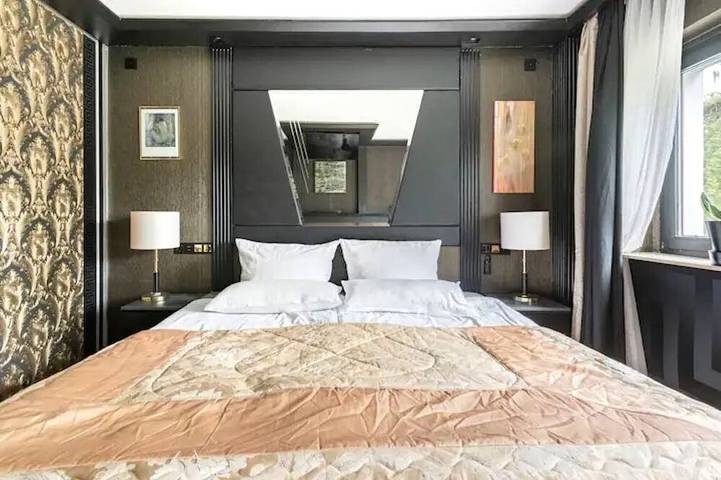 Ferienwohnung für 3 Personen, mit Terrasse und Garten in Westend Berlin
