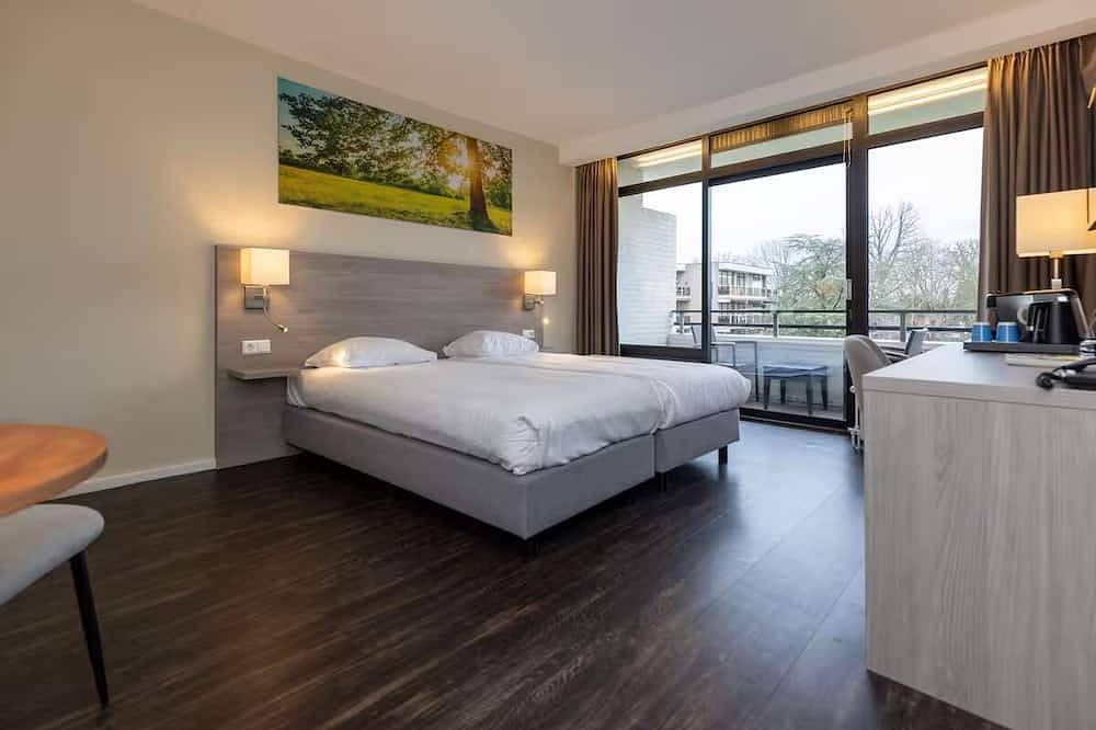 Country Comfort with Heated Indoor Pool, Game Room and Free On-Site Parking in Winterswijk, Achterhoek