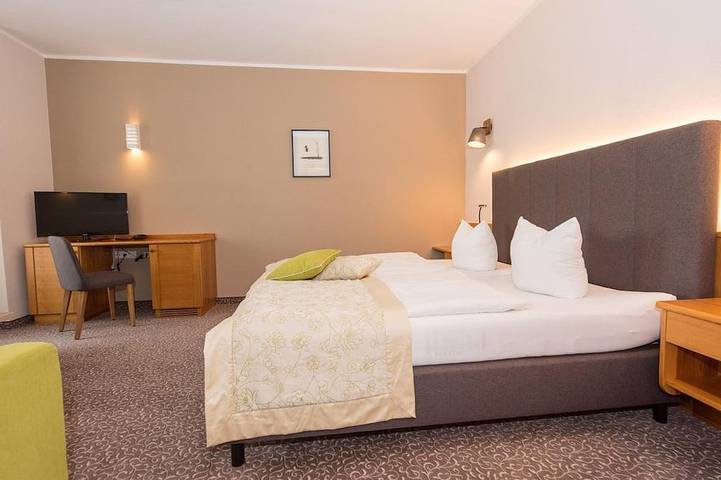 Familienzimmer Muhrblick (1-2 Nächte Nf) - Hotel Muhr in Pöllauberg, Steirerland