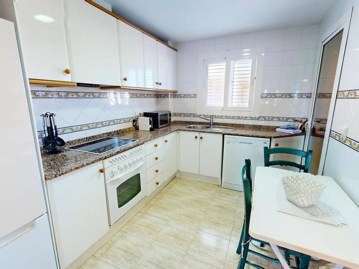 Ferienwohnung für 4 Personen, mit Pool und Terrasse, mit Haustier in Oliva - 4