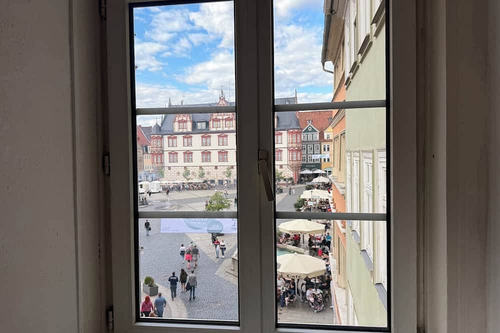 Ganze Wohnung, Dreamzzz Suite mit Blick auf den Marktplatz l Zentrum in Coburg, Oberes Maintal - Coburger Land