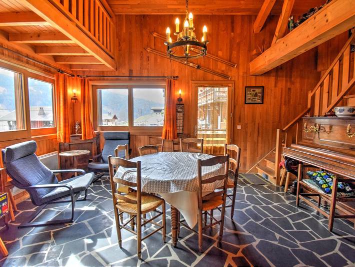 Chalet pour 9 personnes, avec terrasse - 1