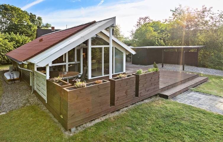Ferienhaus für 4 Personen, mit Terrasse und Whirlpool sowie Garten und Sauna in Kegnæs - 2