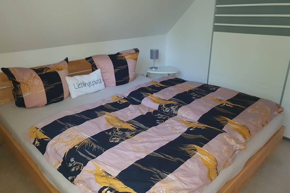 Ganze Wohnung, Ferienwohnung Glienicke an der grünen und idyllischen Stadtgrenze Berlins in Glienicke/Nordbahn, Ruppiner Seenland