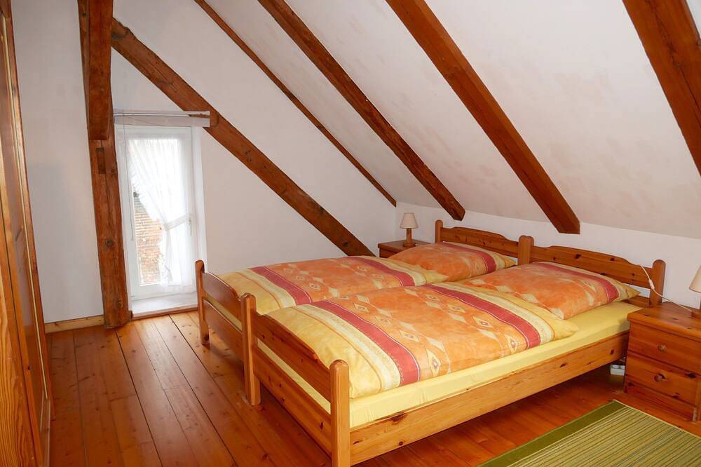 Entire apartment, Vacation apartment 4 - Holiday apartments Dargen- Hof in Dargen, Usedom