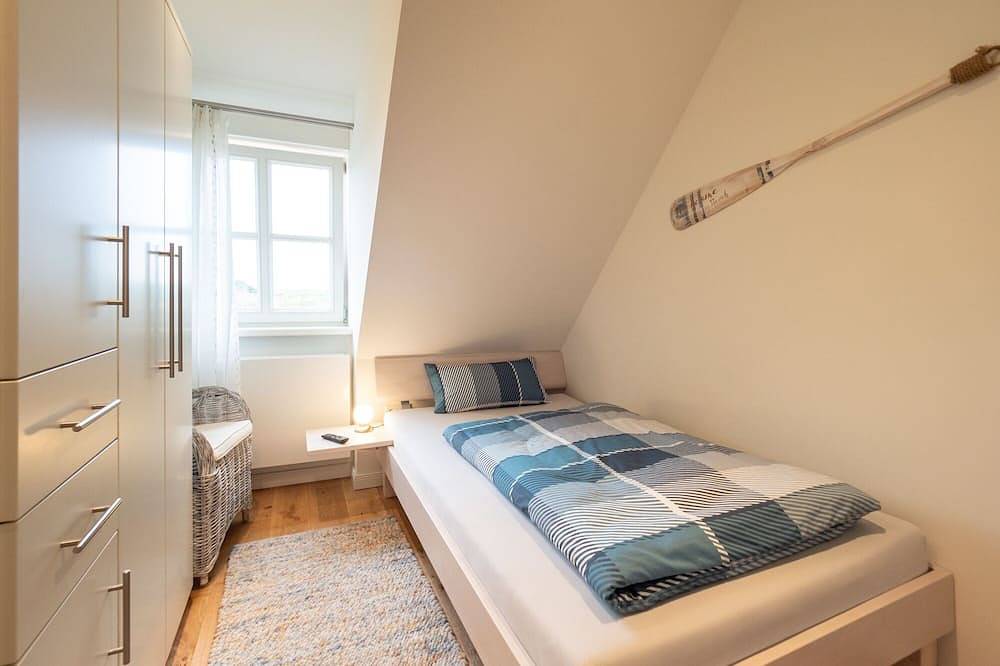 Wunderschöner moderner Neubau (2019) in bester Lage mit Premium-Ausstattung. in Nordseebad Spiekeroog, Spiekeroog