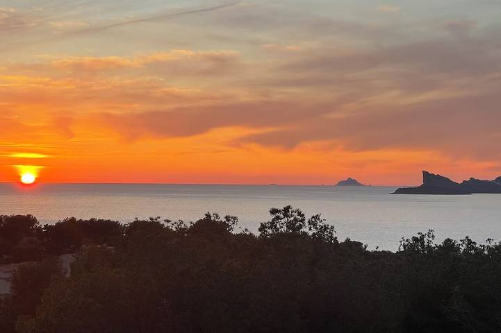 Location de vacances pour 6 personnes dans Calanque de Port d'Alon