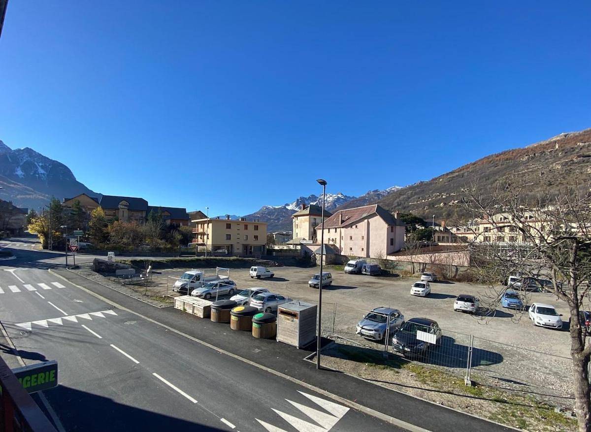 Appartement entier, Two-Bedroom Apartment in Briançon, Serre Chevalier