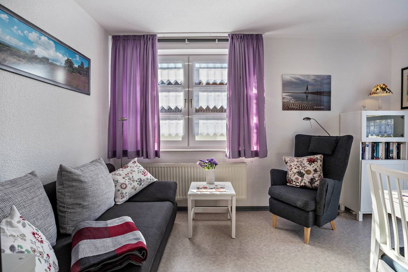 Entire apartment, Apartment Nordhaus 2 close to the Beach with Shared Garden & Wi-Fi in Duhnen, Cuxhaven