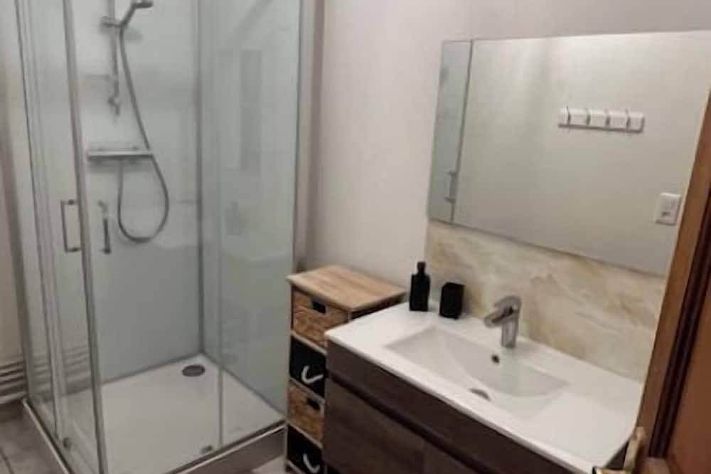 Apartamento entero, Le Grenier De La Belle Epoque\" Gite in Jeuxey, Región de Épinal