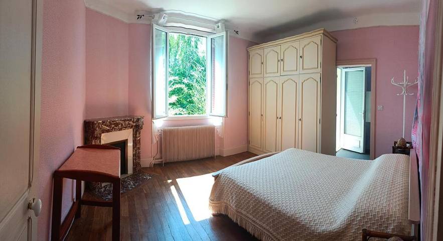 Gîte pour 5 personnes, avec jardin ainsi que terrasse et vue, animaux acceptés à Sancoins - 4