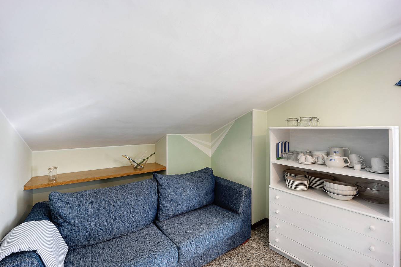 Apartamento inteiro, Apartamento Orizzonte 5 A com jardim partilhado e Wi-Fi in Diano Marina, Diano Marina Município