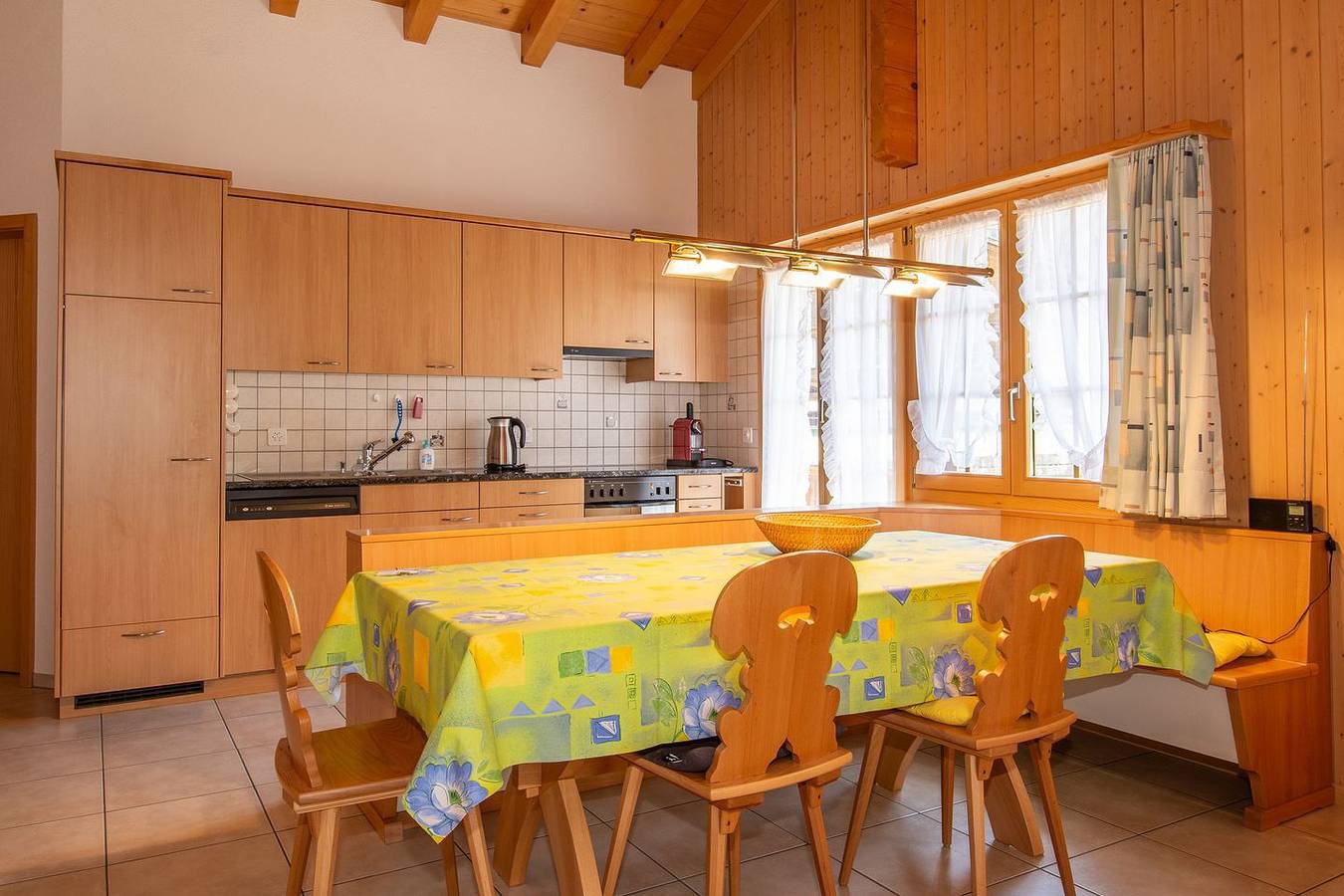 Ganze Wohnung, Ruhige Ferienwohnung für 6 Personen in Adelboden, Frutigen - Lenk - Adelboden