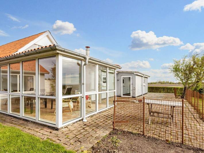 Ferienhaus für 9 Personen, mit Balkon/Terrasse, mit Haustier in Jegindø