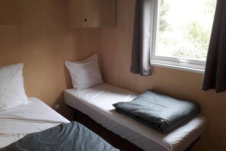 Zecamping 3 étoiles pataugeoire fitness sauna locatif 21m2 4 pers in Pouldreuzic, Côte de Cornouaille