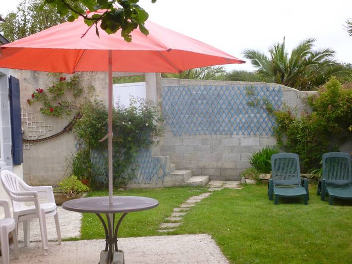 Gîte pour 2 personnes, avec terrasse à Plougasnou
