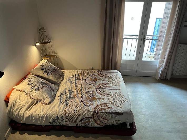 Gîte pour 3 personnes, avec balcon dans Office De Tourisme De Saint Gilles - 3