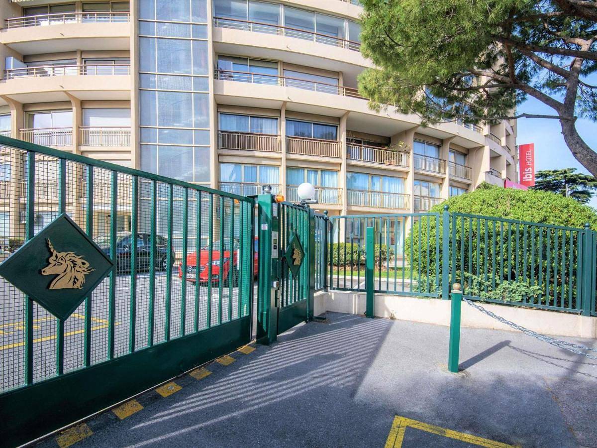 Ibis Cannes Plage La Bocca in Cannes La Bocca, Cannes