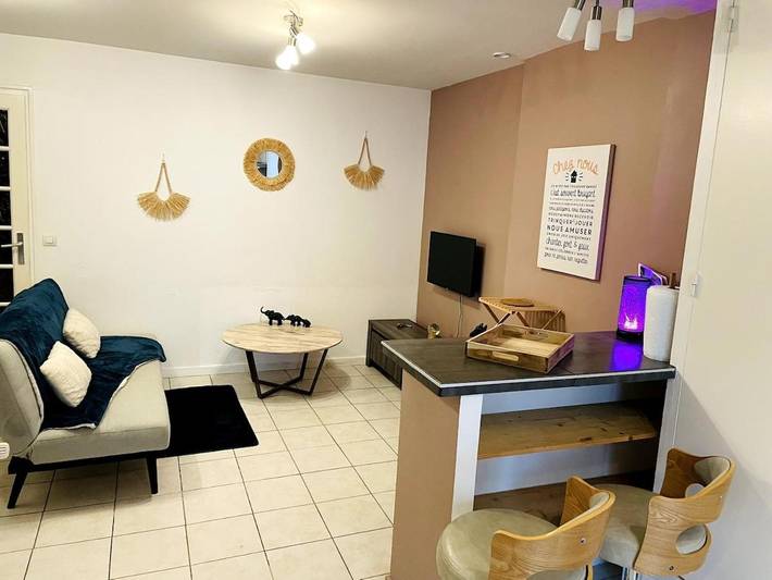 Gîte pour 4 personnes, avec terrasse, animaux acceptés dans Chantiers navals de Saint-Nazaire - 2