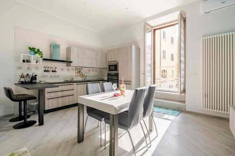 Apartamento entero, Grand Appartement à 5 Minute a Pied de la Plage Centre Historique et Commerces in Barletta, Barletta-Andria-Trani