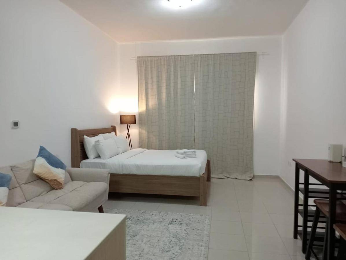 Entire apartment, Hala Holiday Homes- Bab Al Bahr Residence, Al Marjan Island in Ras al-Khaimah