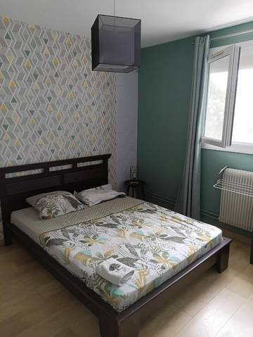 Cottage pour 2 personnes, avec terrasse et jacuzzi à Colomiers