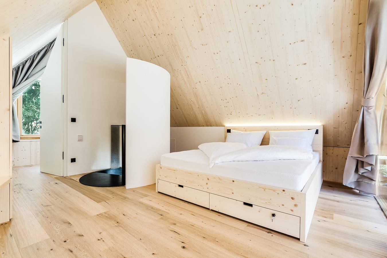 Ganze Wohnung, Chalet 'Obomilla Enderegge' mit Bergblick, Gemeinschaftsgarten und Wi-Fi in Meransen, Mühlbach