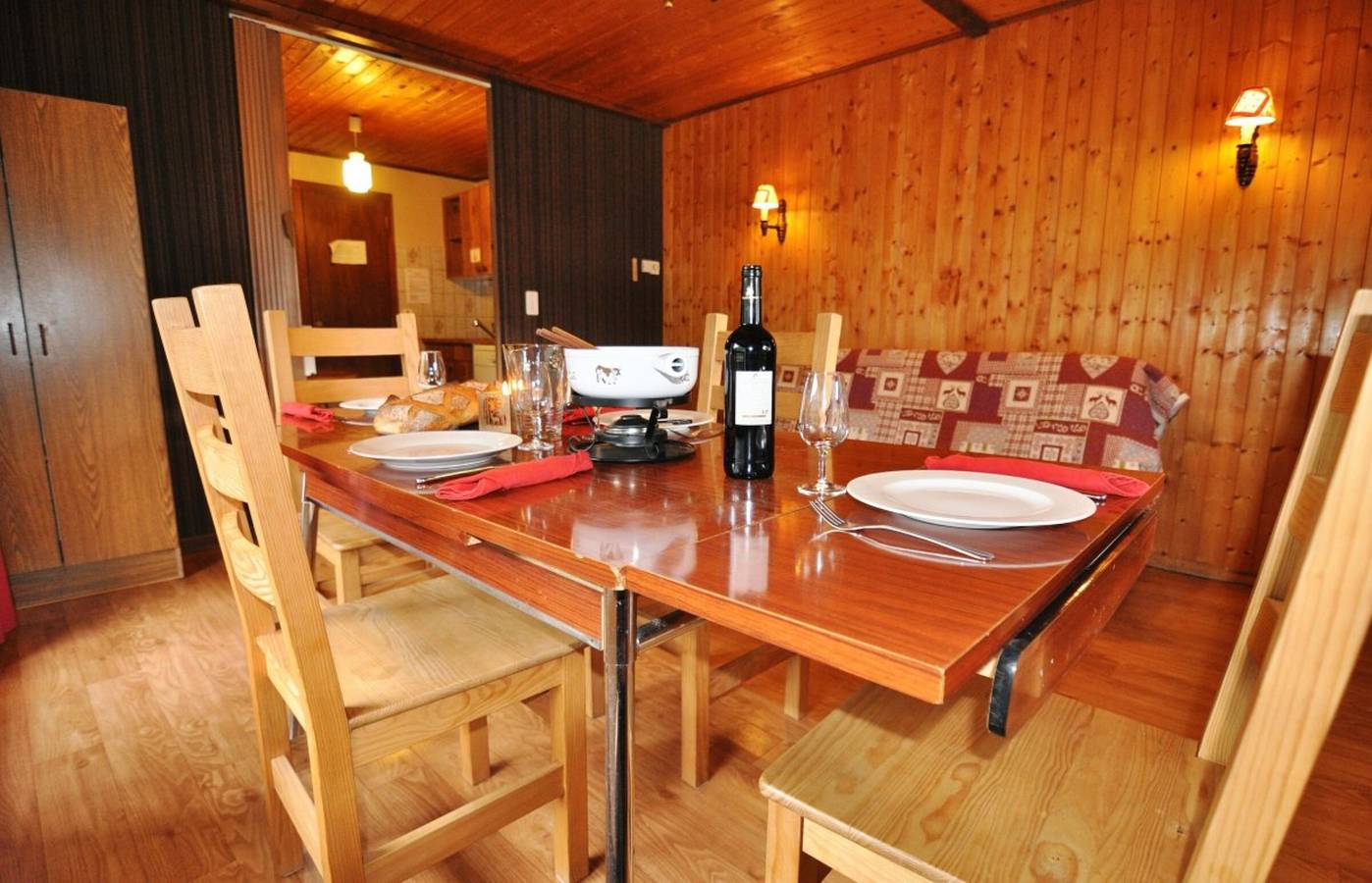Appartement entier, Appartement 'Le Mont De Grange' avec vue sur montagne et balcon in La Chapelle-d'Abondance, Les Portes du Soleil