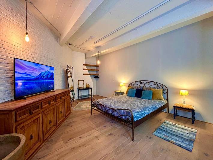 Chambre d’hôte pour 3 personnes, avec balcon à Anvers