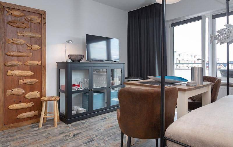 Ganze Wohnung, Strand & Citylage, moderne Suite mit Schwimmbad u. Stellplatz in Westerland, Sylt (Gemeinde)