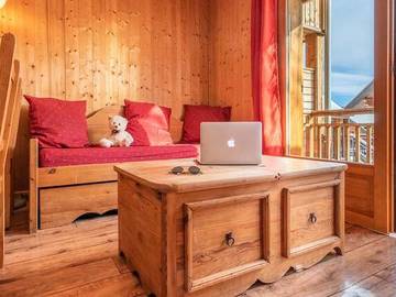 Camping pour 9 Personnes dans Les Déserts, Savoie, Photo 1