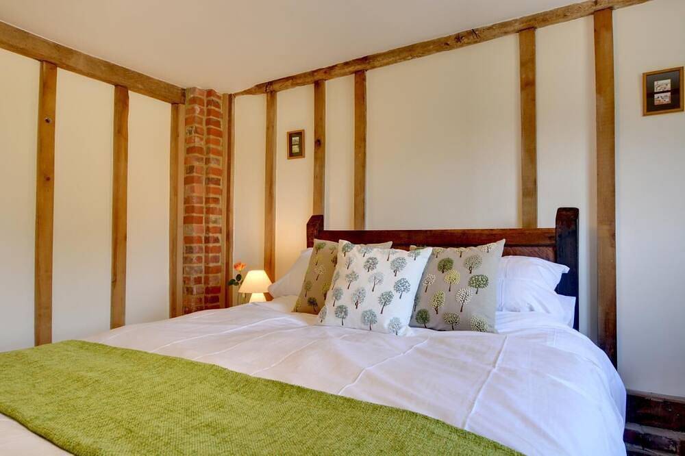 1 Bed in Tenterden (oc-tn621) in Tenterden, Ashford region
