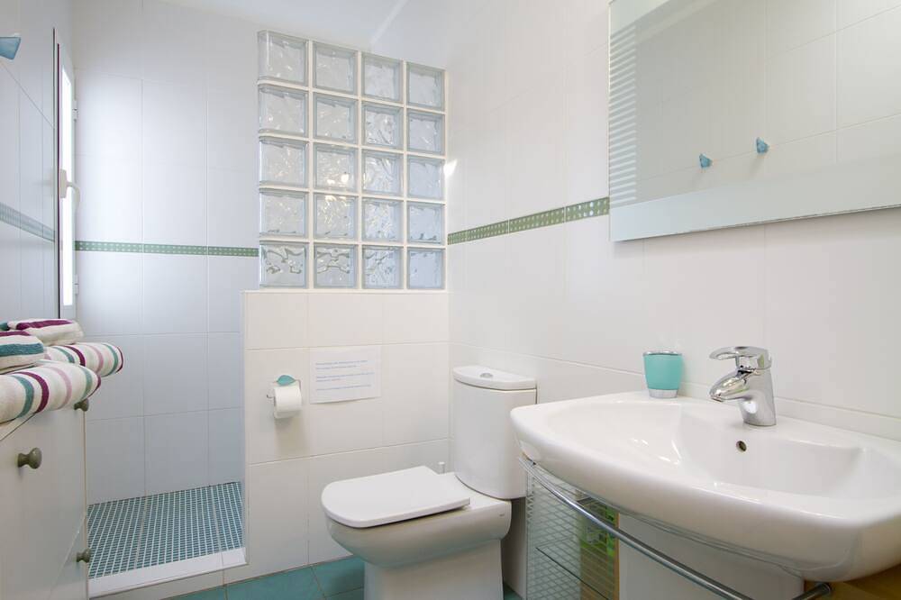 Ganze Wohnung, Moderne Unterkunft, grosser Pool, Meerblick, Sat-Tv in La Asomada, Tías