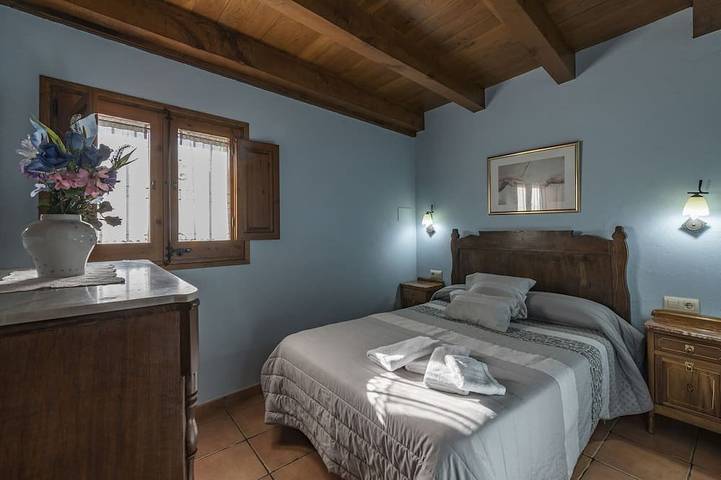 Gîte pour 7 personnes, avec jardin, animaux acceptés à Santa Pau - 2