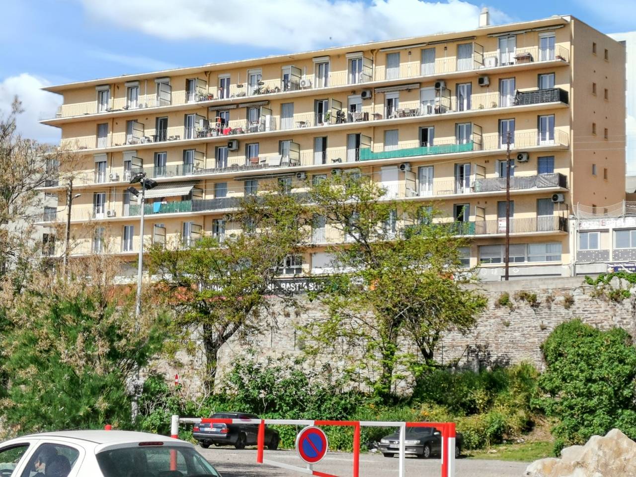 Ganze Wohnung, Gemütliches Apartment mit Meerblick in Bastia - 60 m² in Bastia, Cap Corse