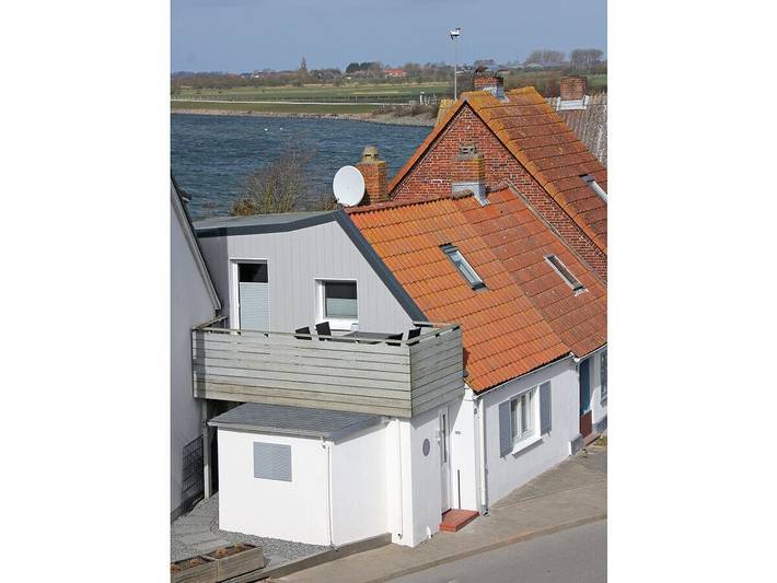 Ferienhaus für 4 Personen, mit Balkon in Lemkenhafen