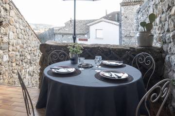 Appartement De Vacances pour 3 Personnes dans Lanas, Ardèche, Photo 2