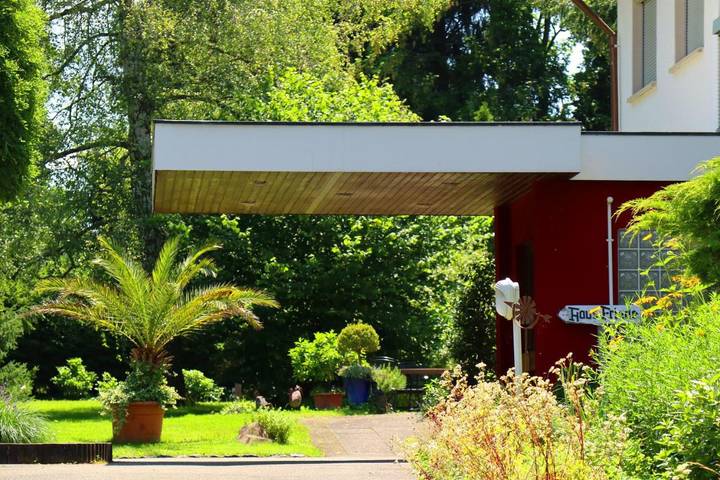 Hôtel pour 6 personnes, avec vue ainsi que jardin et terrasse, animaux acceptés