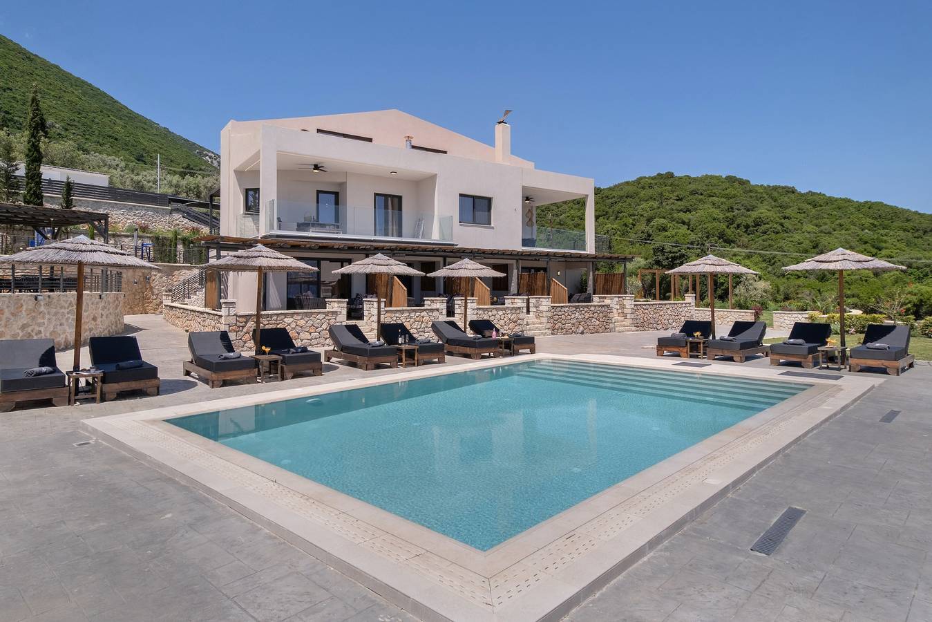 Apartamento entero, Apartamento 'Galini 1' con vistas al mar, Wi-Fi y aire acondicionado in Nikiana, Alexandros