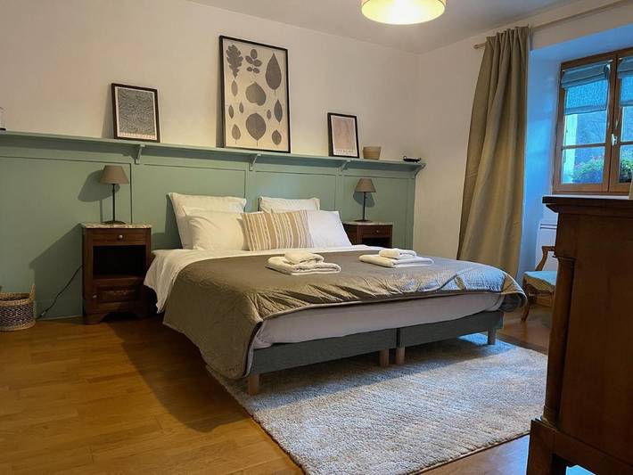 Gîte pour 9 personnes, avec jardin et vue, animaux acceptés à Allemond - 4