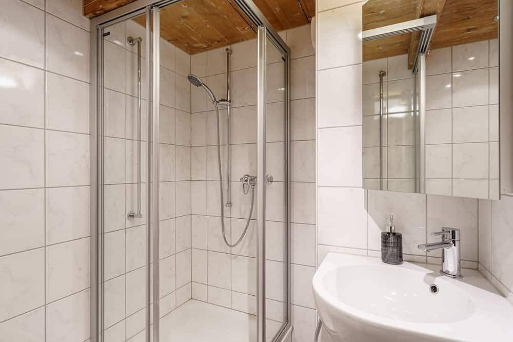 Ganze Wohnung, Family Apartment in Brienz, Berner Oberland