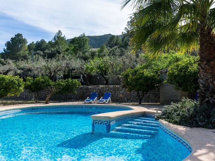 Cottage pour 6 personnes, avec piscine et jardin, adapté aux familles à Murla